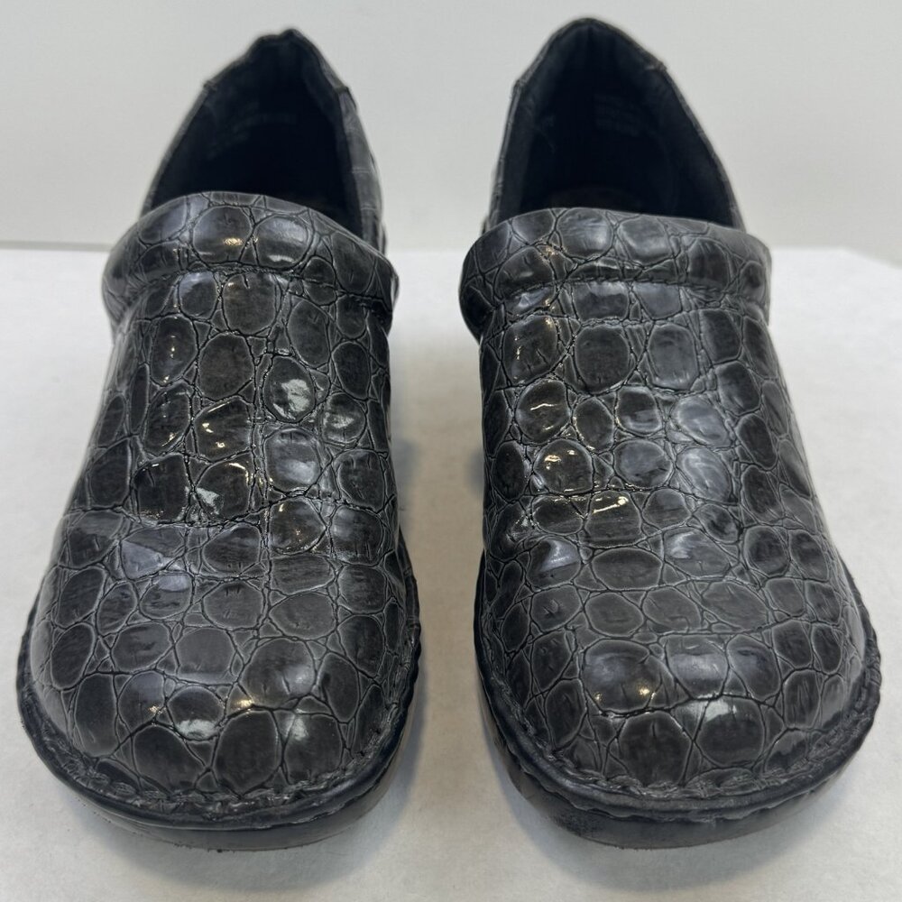 BOC Born Concept Womens Size 7 Gray Croc Faux Leather Peggy Slip On Clogs Shoes - Picture 2 of 15